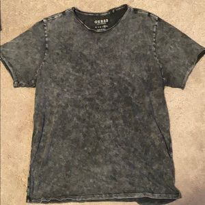 GUESS Tee Size XL Great Condition